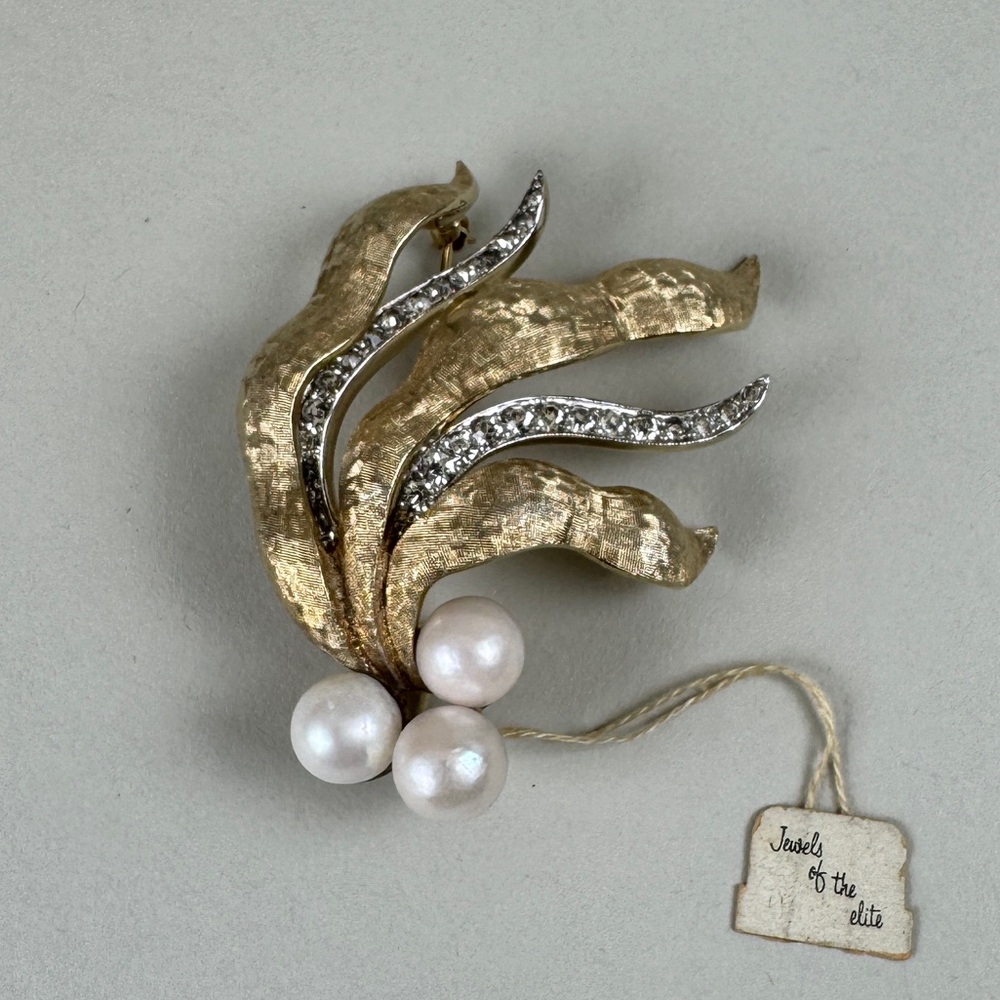 Rare Vintage Gold Plated JOMAZ Mazer Brooch with Pearls & Rhinestones